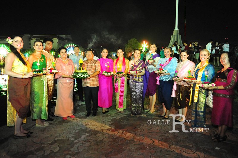 20151125-Loy Kratong_140.JPG